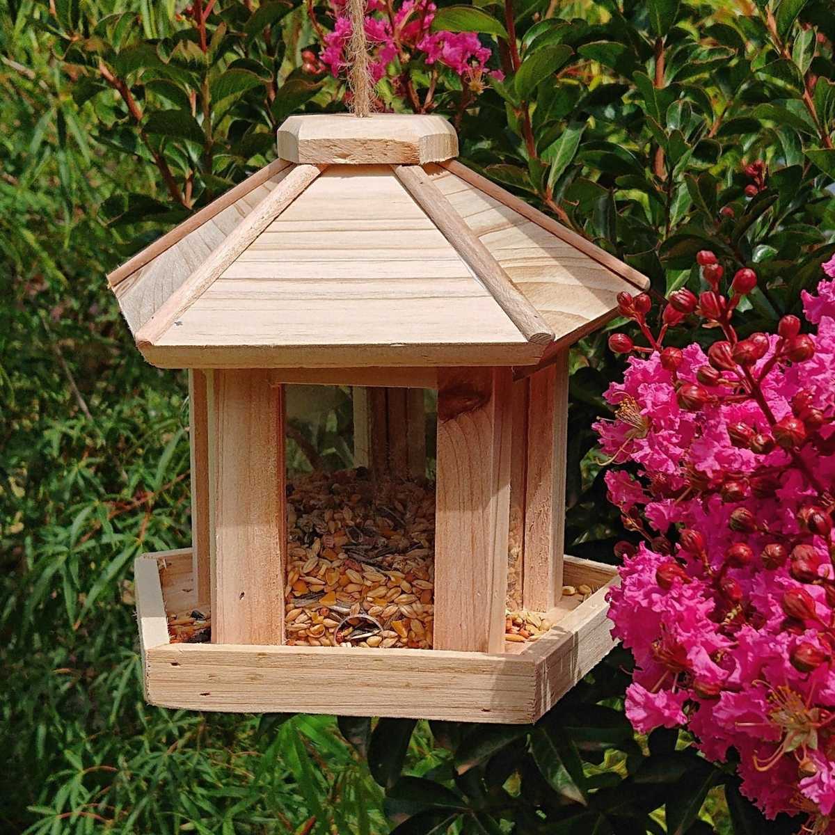 Pinebush Wood Gazebo Bird Feeder