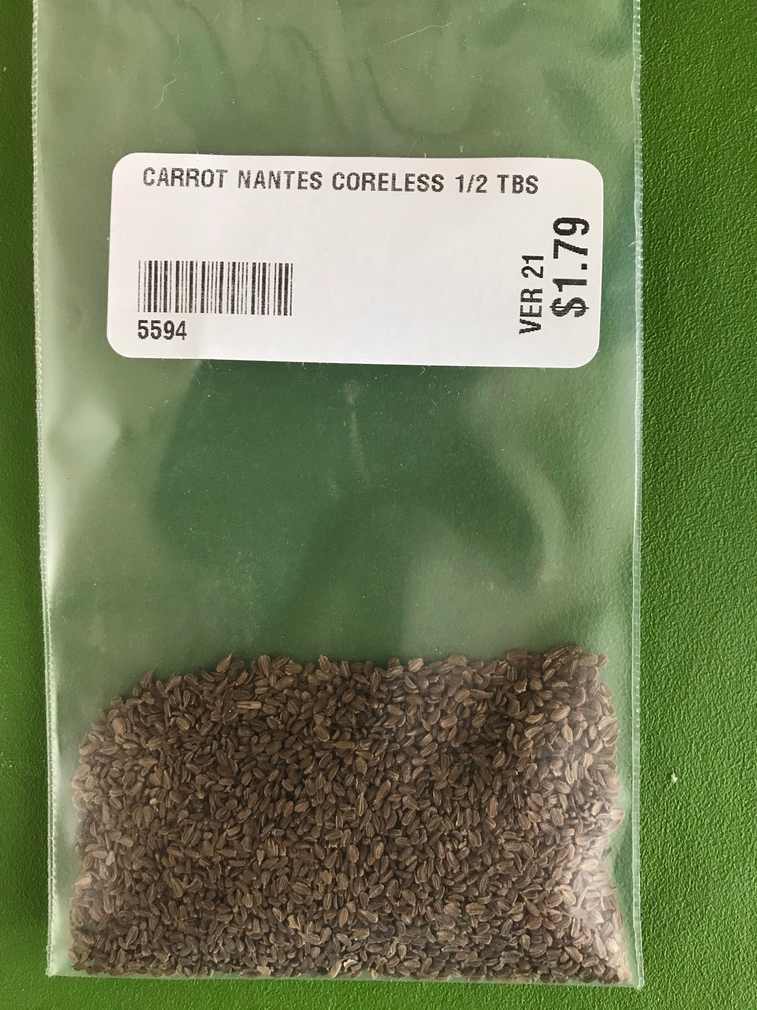 Nantes Coreless Carrot Seeds (70 days) - 1/2 tbsp - Bulk